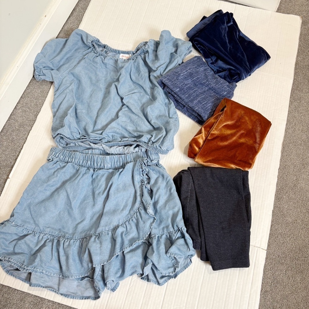 Little Girl Size 10-12 Lot of Clothes 6 Items 4 Pants 1 Outfit Leggings Athleta